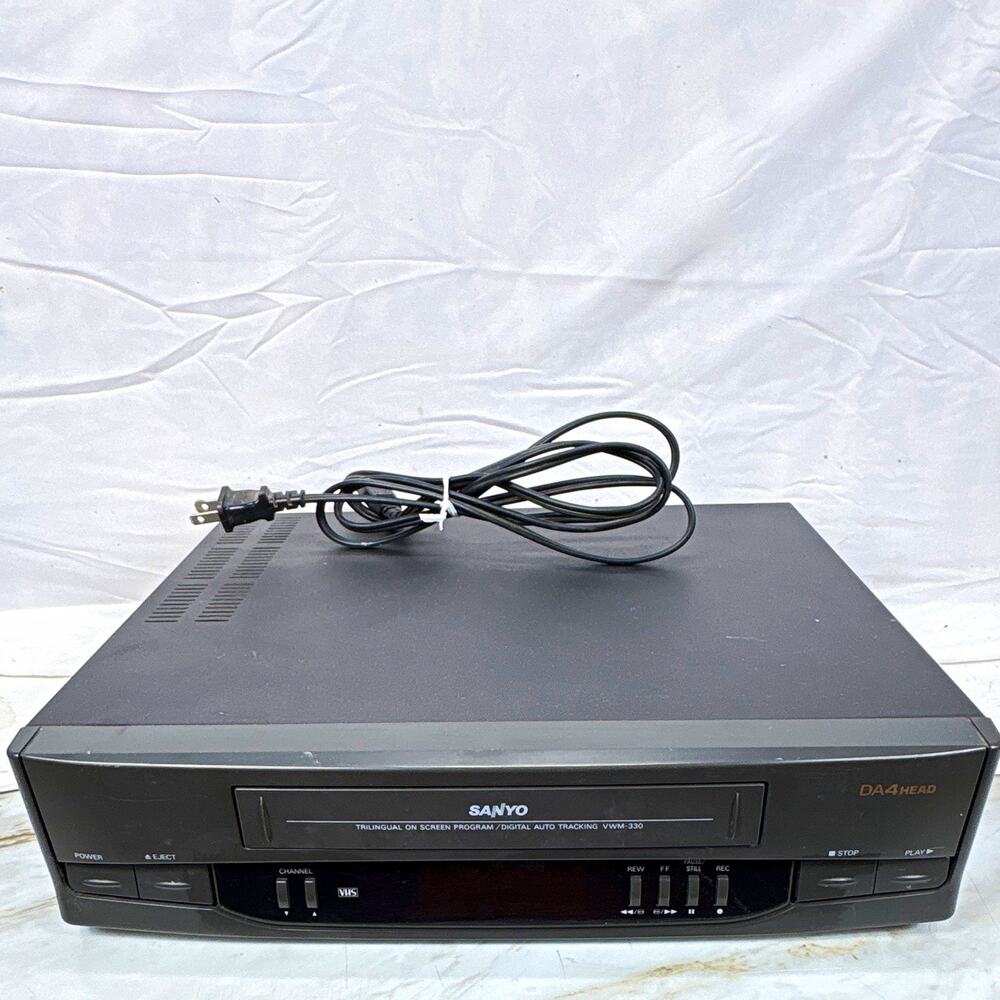 SANYO VWM-330 VHS VCR Video Cassette Player 4-Head MPN VWM-330